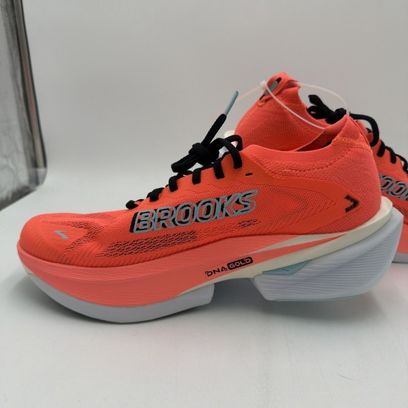 Brooks Men\'s Hyperion Max 3 Running Shoes Fiery Coral Size 11 main image 4